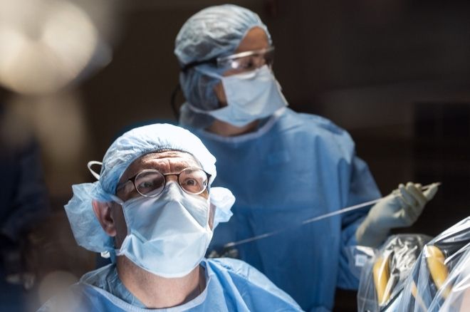 physician doing minimally invasive surgery